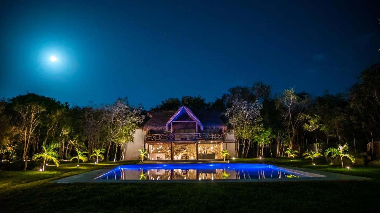 Las Nubes Villa Xpu Ha Bagian luar foto